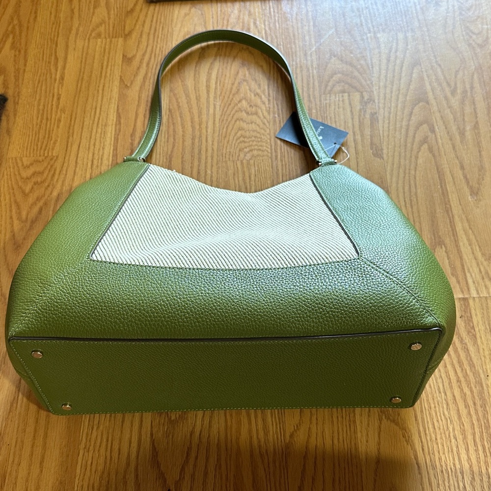 Kate Spade Green Leather Shoulder Bag with Top Zipper and Interior Organization - Picture 5 of 8